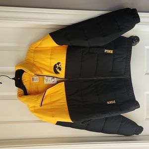 Hawkeye Puffer Coat